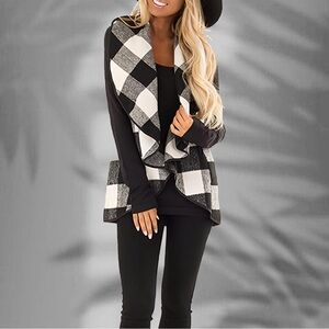 Black and White👜 flannel vest L